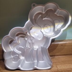 My Little Pony Pinkie Pie Cake Pan